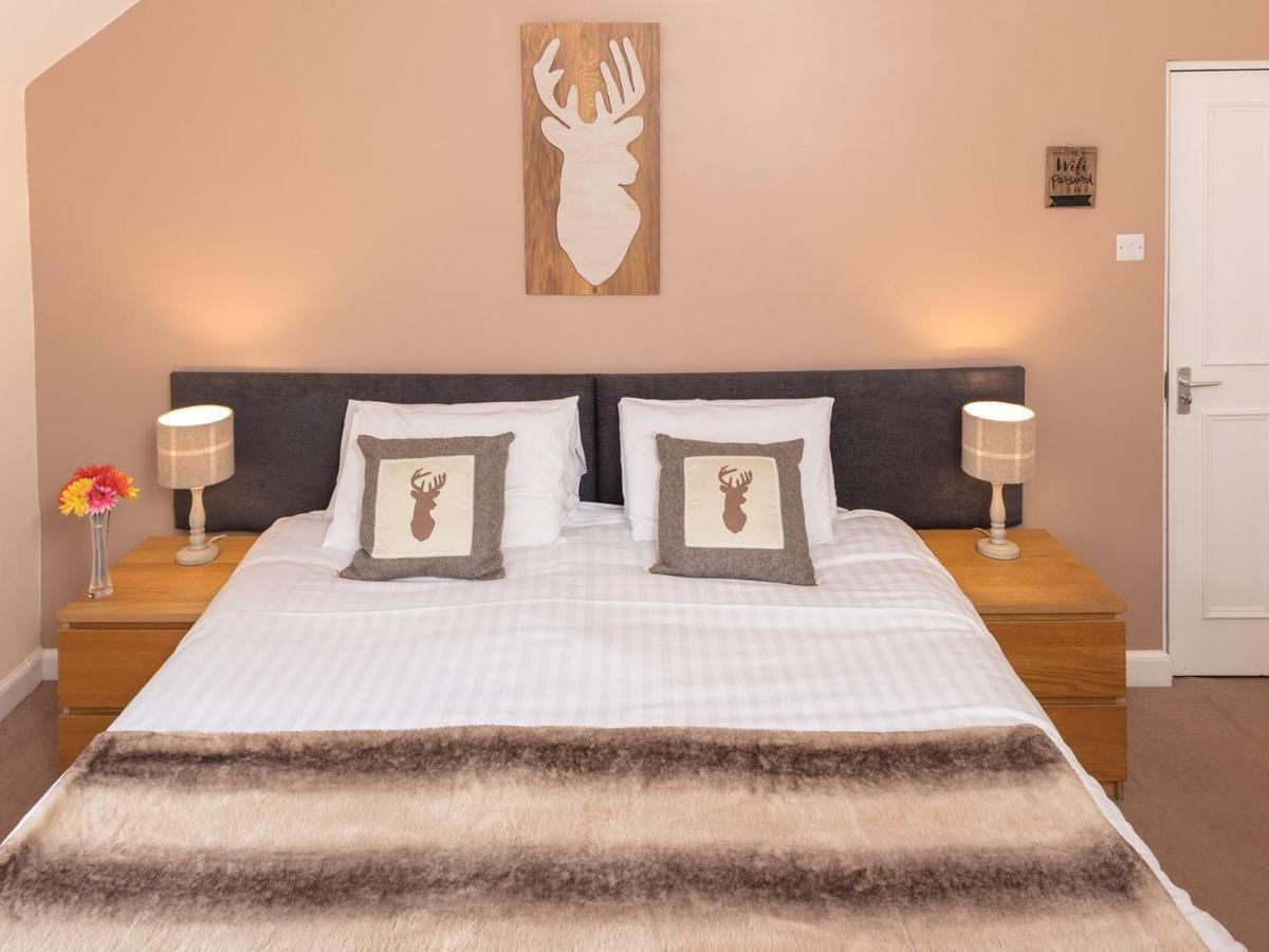 The Gordon Arms Hotel West Linton Dış mekan fotoğraf