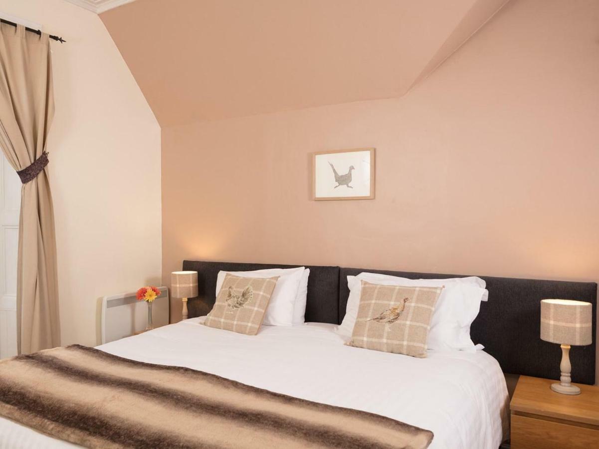 The Gordon Arms Hotel West Linton Dış mekan fotoğraf